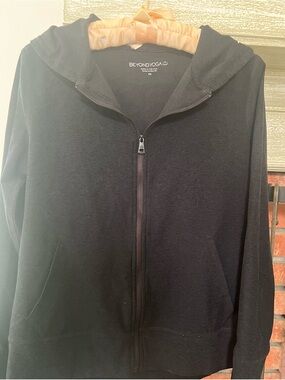 Beyond Yoga Full Zip Black Hoodie